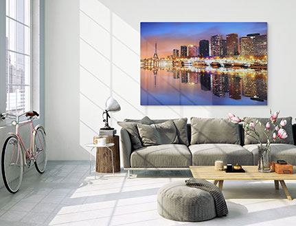 Woonkamer met foto op aluminium skyline stad