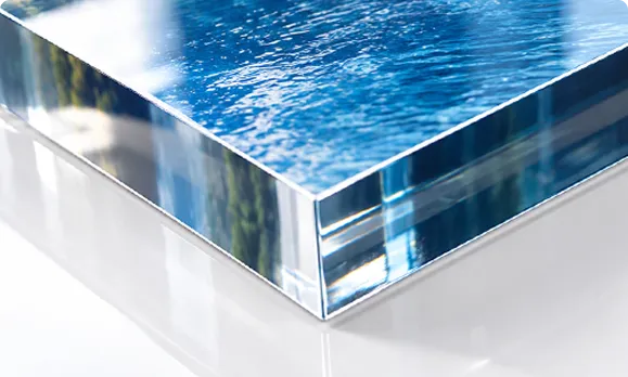 plexiglas kwaliteit rand 8mm